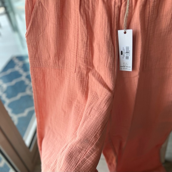 NEW Natural Reflections® Double Cloth Set- Henley Tank Top & Wide-Leg Crop Pants - Picture 6 of 7